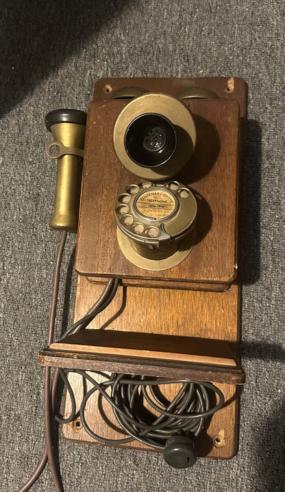 ANTIQUE TELEPHONE